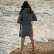 Load image into Gallery viewer, Poncho Towel - Jet

