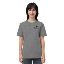 Lade das Bild in den Galerie-Viewer, The Beach Board Shack - Organic Shirt

